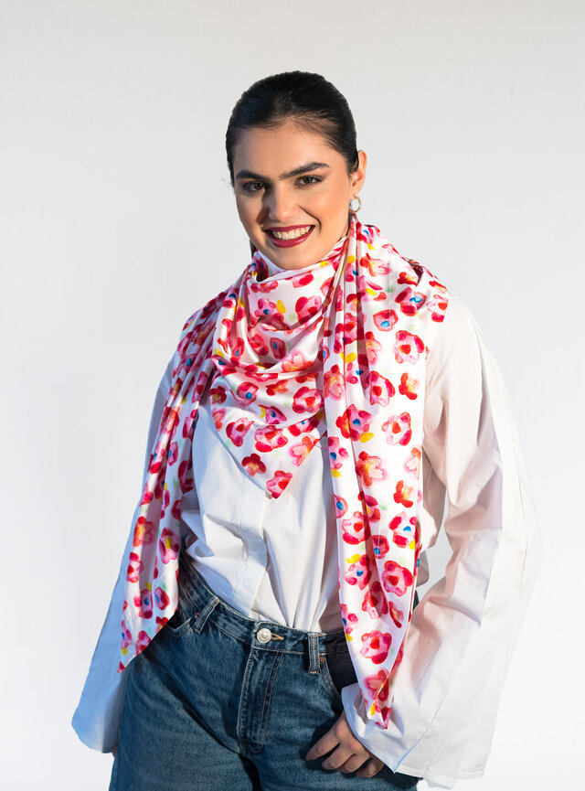 Saténová šatka veľká Lenka Sršňová jar