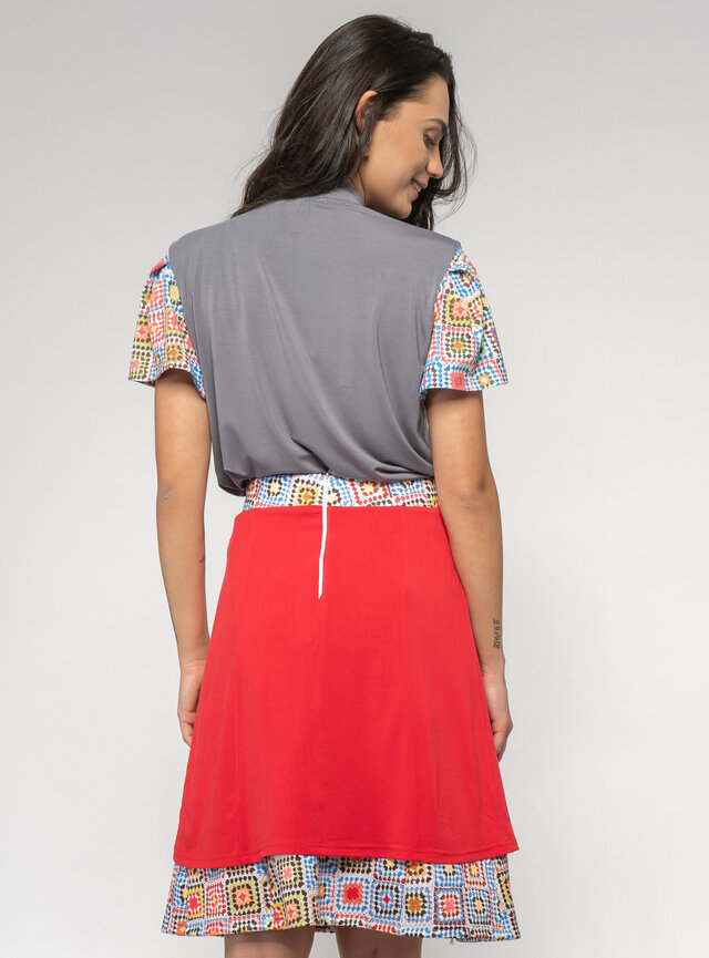 Dámska sukňa so sťahovaním