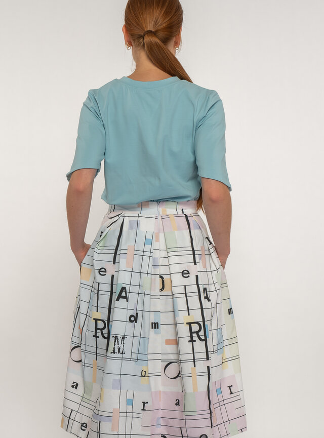 Dámska skladaná midi sukňa v pastelových farbách