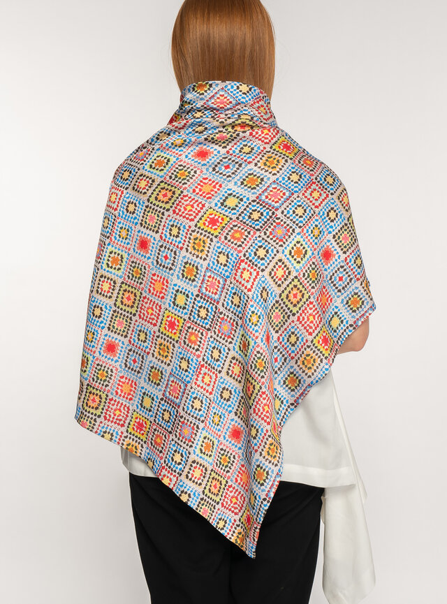 Saténová šatka veľká HENRIETA THOLT dečka