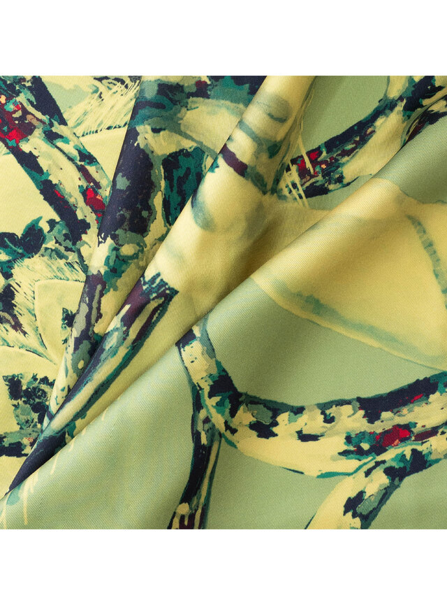 Šatka Duša (Voďi) v zelenej farbe