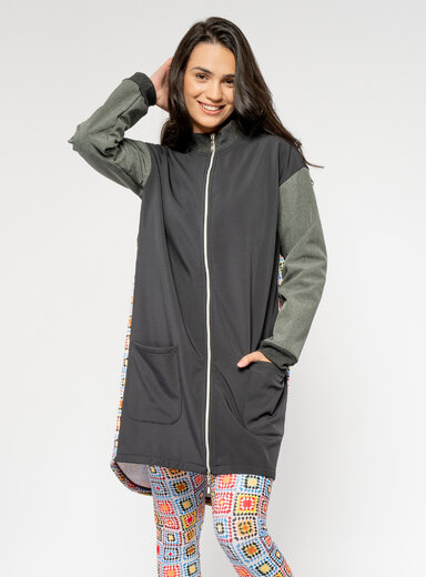 Dámska bunda dlhá so stojačikom