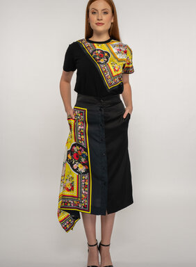 Dámska sukňa čierna so šatkovým vzorom