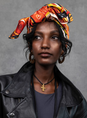 Šatka Viera (Paťaňiben) v oranžovej farbe