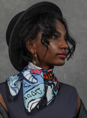 Šatka Zrodenie (Uľiben) v modrej farbe